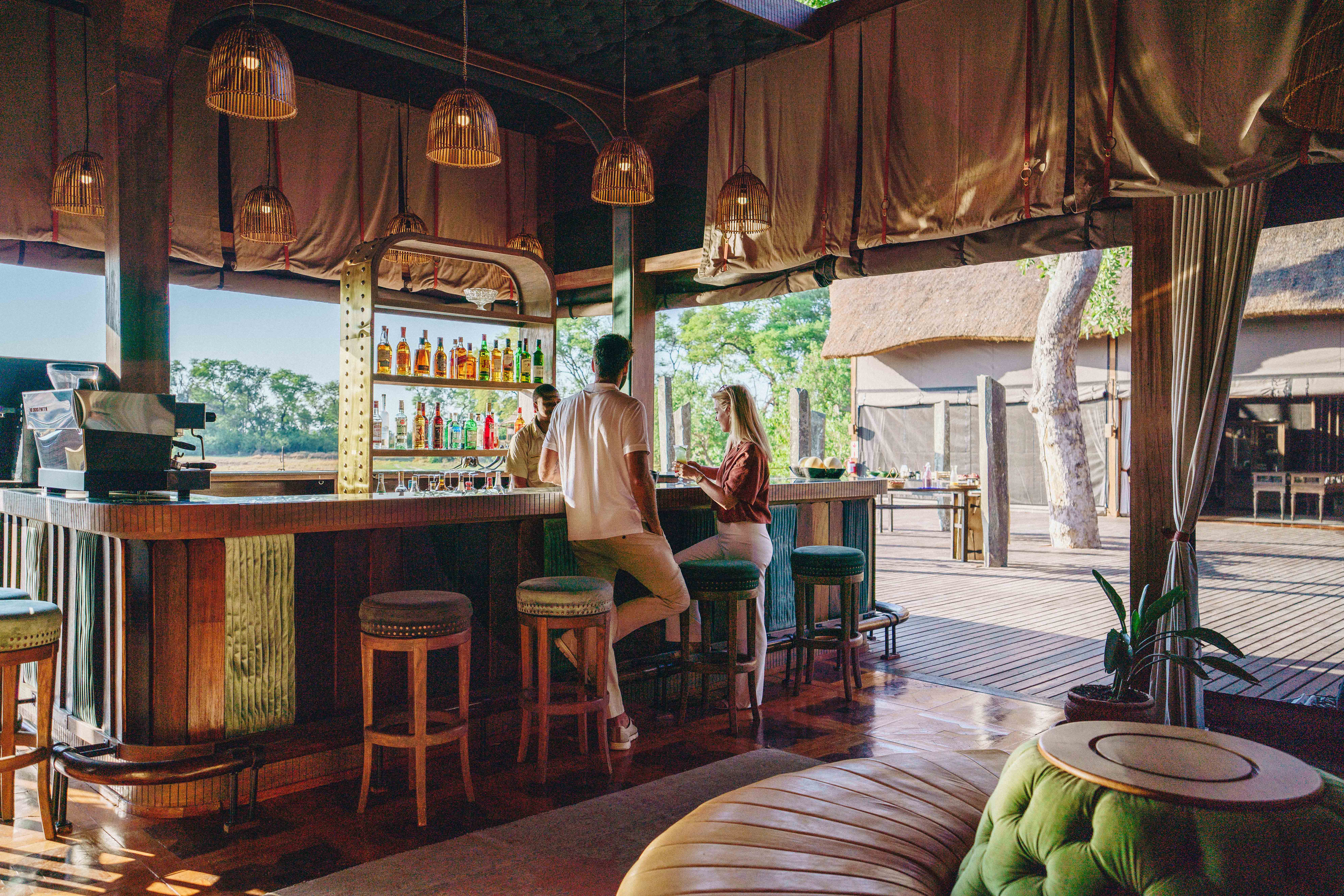 A Guide to the Finest Luxury Safari Lodges in Okavango Delta